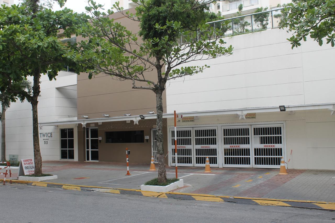 Apartamento Dois Quartos - Condominio Twice กัวรูจา ภายนอก รูปภาพ